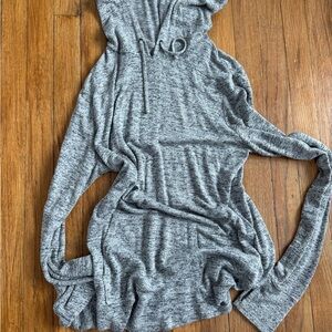 Ideology Gray Hooded Women's Pullover Lightweight Sweatshirt